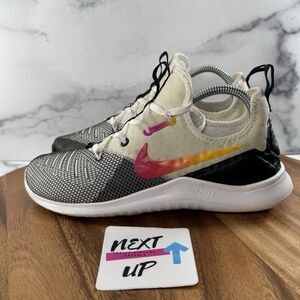 Women’s size 8.5-Nike Free TR 8 942888-008 White Running Training Shoes Sneakers